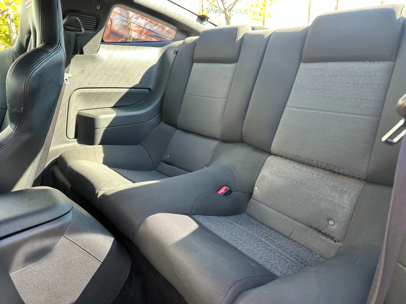 Ford Mustang 4.0i 214 к.с./ГАРАНЦИЯ 6 МЕСЕЦА, снимка 9 - Автомобили и джипове - 52130306