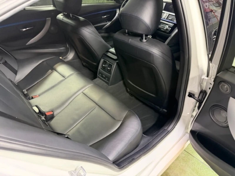 BMW 340 * 340i xDrive LOW KMS 1 OWNER CERTIFIED * CARFAX *, снимка 8 - Автомобили и джипове - 52805191