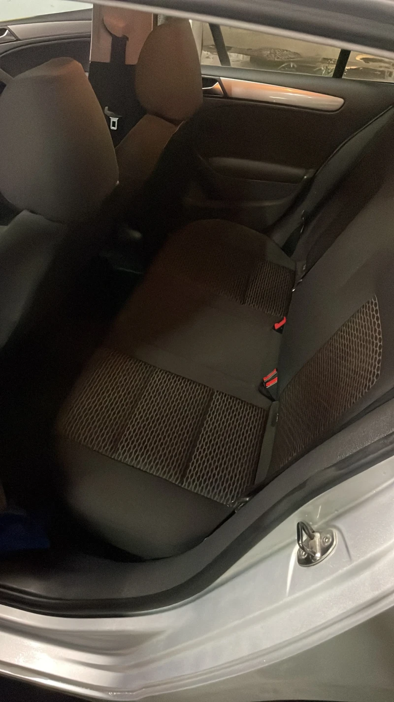 VW Golf 2.0 110 к.с / внос Австрия/ РЕАЛНИ КМ/регистрирана, снимка 4 - Автомобили и джипове - 52890408