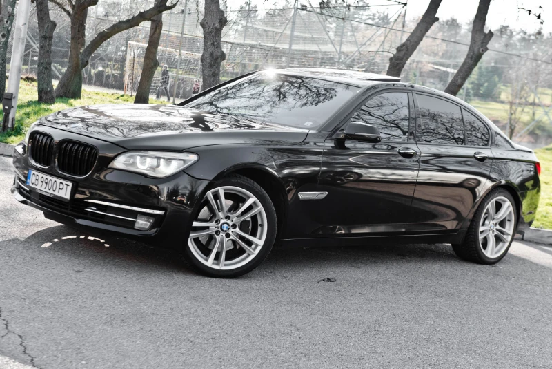 BMW 740 X-drive* Head-up* Вакум* ПОДГРЕВ* ОБДУХ* KeyLess* , снимка 5 - Автомобили и джипове - 52916200