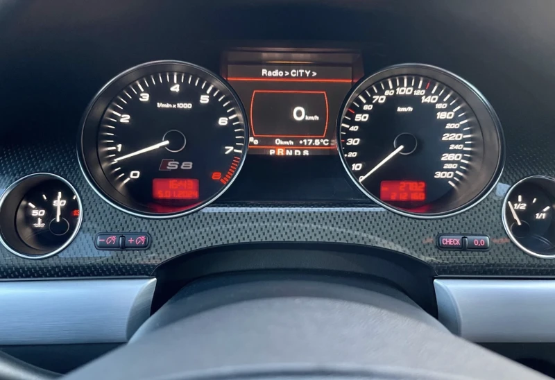 Audi S8, снимка 7 - Автомобили и джипове - 53282313