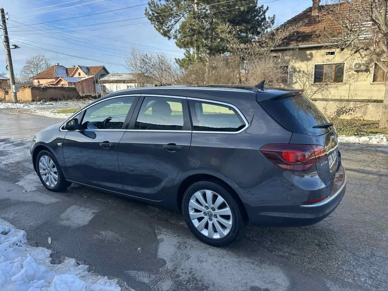Opel Astra 1.6 D, снимка 4 - Автомобили и джипове - 53374519