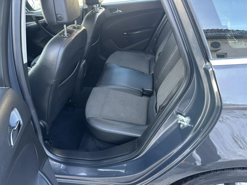 Opel Astra 1.6 D, снимка 11 - Автомобили и джипове - 53374519