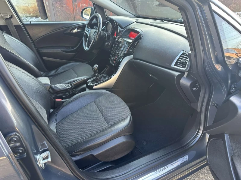 Opel Astra 1.6 D, снимка 6 - Автомобили и джипове - 53374519