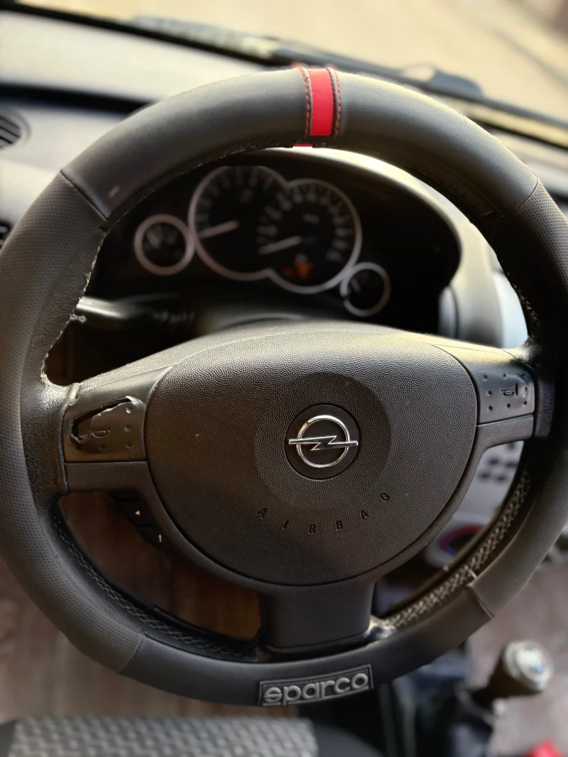 Opel Combo, снимка 6 - Автомобили и джипове - 53402872