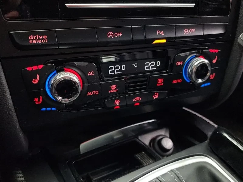 Audi A5, снимка 17 - Автомобили и джипове - 52575941