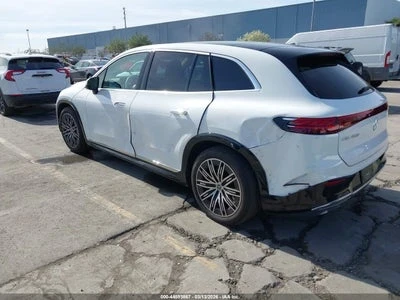 Mercedes-Benz EQS 450+ SUV, снимка 3 - Автомобили и джипове - 54169254