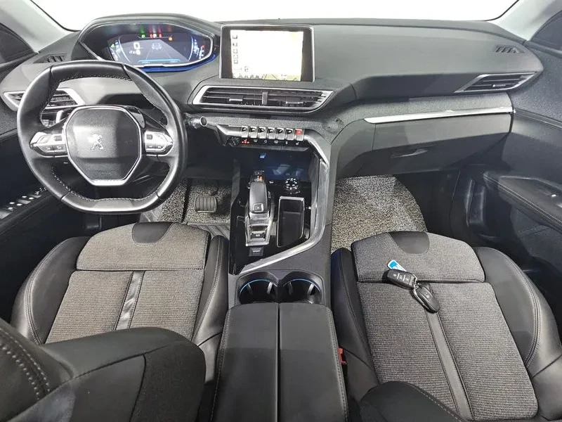 Peugeot 3008 1.6 BlueHDI, снимка 7 - Автомобили и джипове - 54298733