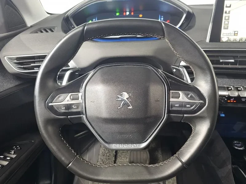 Peugeot 3008 1.6 BlueHDI, снимка 13 - Автомобили и джипове - 54298733