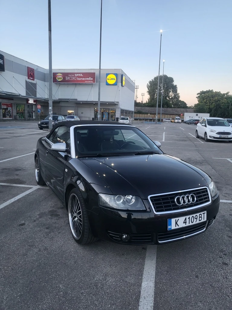 Audi A4 2.4I, снимка 3 - Автомобили и джипове - 55104398