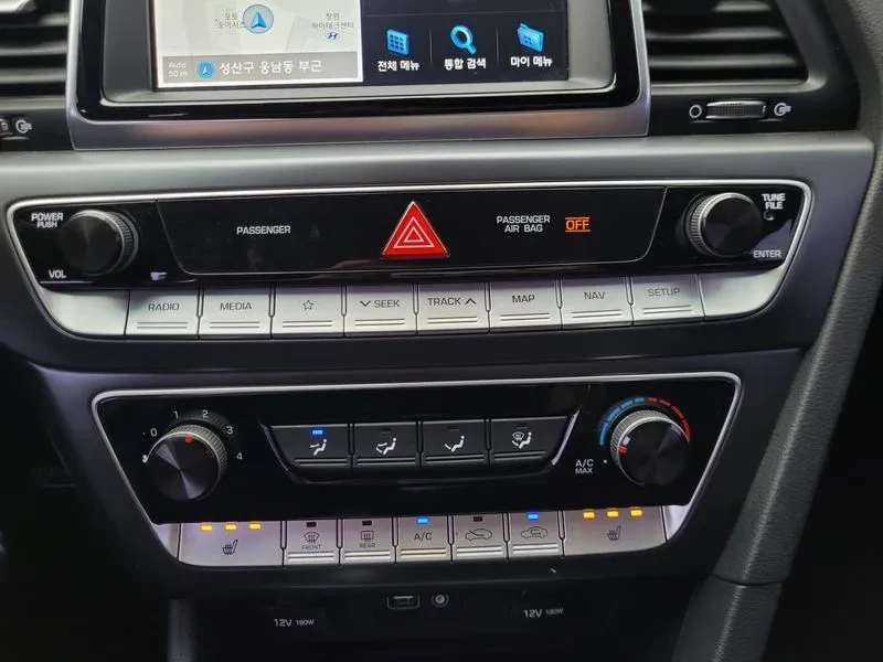 Hyundai Sonata Rise 2.0 Style, снимка 14 - Автомобили и джипове - 55699639