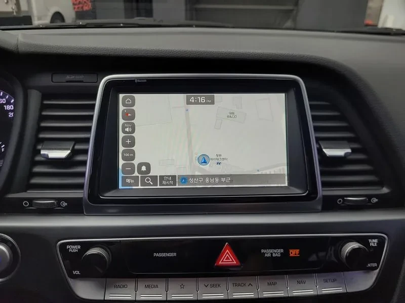 Hyundai Sonata Rise 2.0 Style, снимка 12 - Автомобили и джипове - 55699639