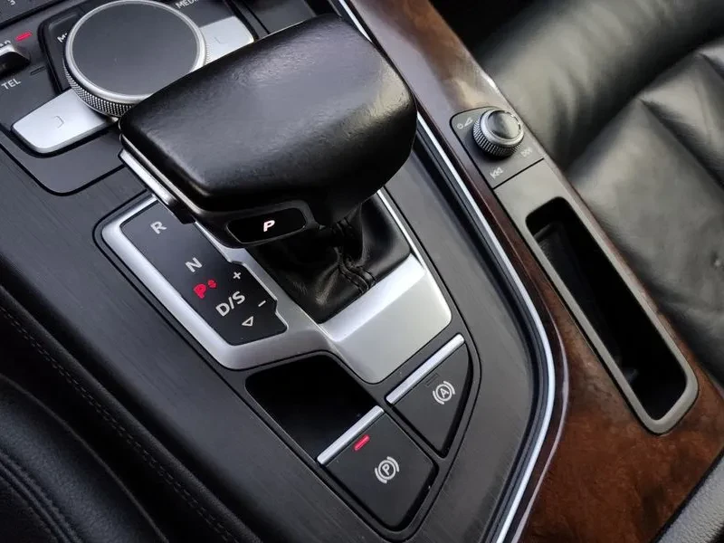 Audi A4 2.0 TFSI Premium - САМО 30% АВАНС, снимка 17 - Автомобили и джипове - 55790142