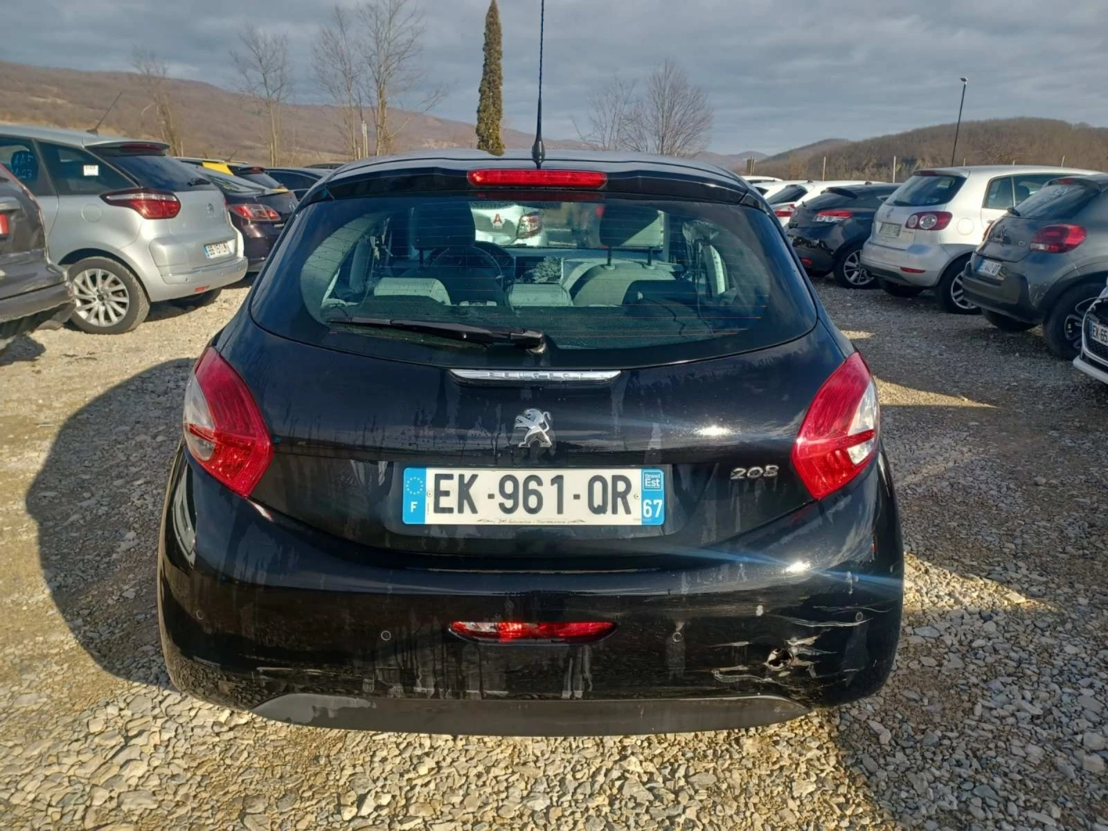 Peugeot 208 1.2vti  - изображение 4