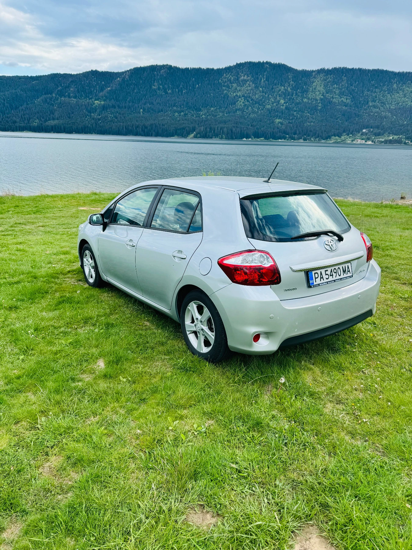 Toyota Auris 2.0 D4D FACELIFT  - изображение 3