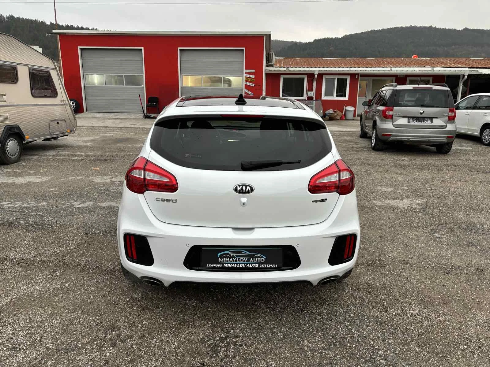 Kia Ceed 1.0i GT-Line-NAVI-FULL-УНИКАТ - изображение 4