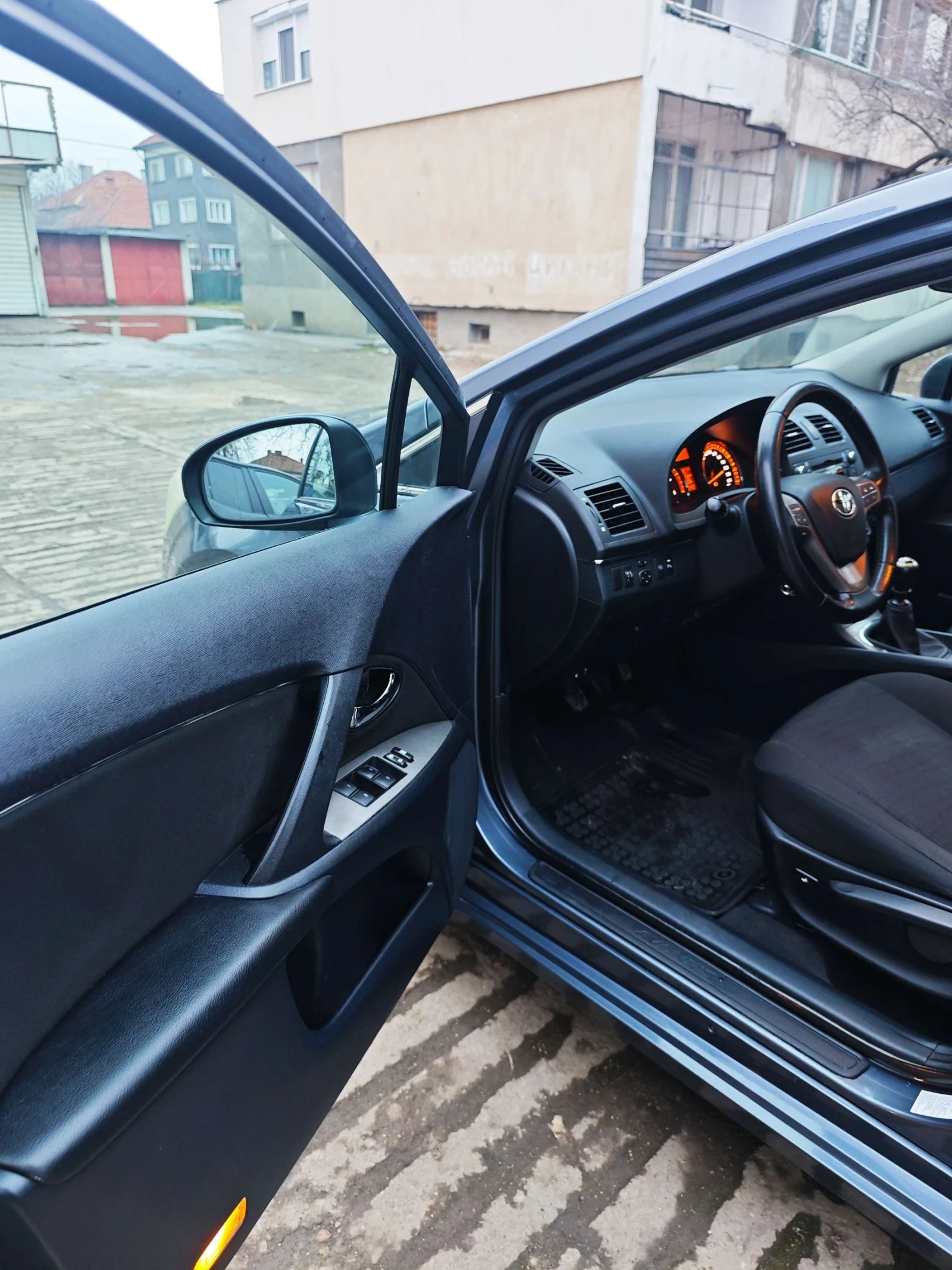 Toyota Avensis 2.0 D4D 126 �.�. | ����� + ���� ����� ���� | Mobile.bg � ����������� 16