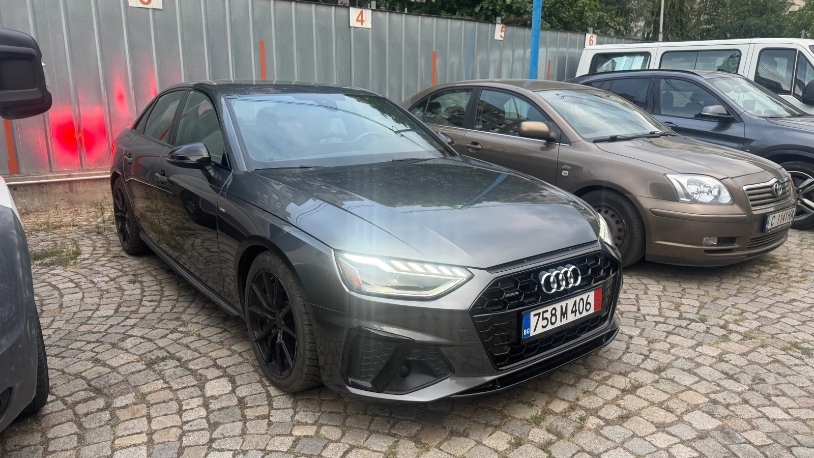 Audi A4 S-Line TFSI 45 PREMIUM PLUS - изображение 9