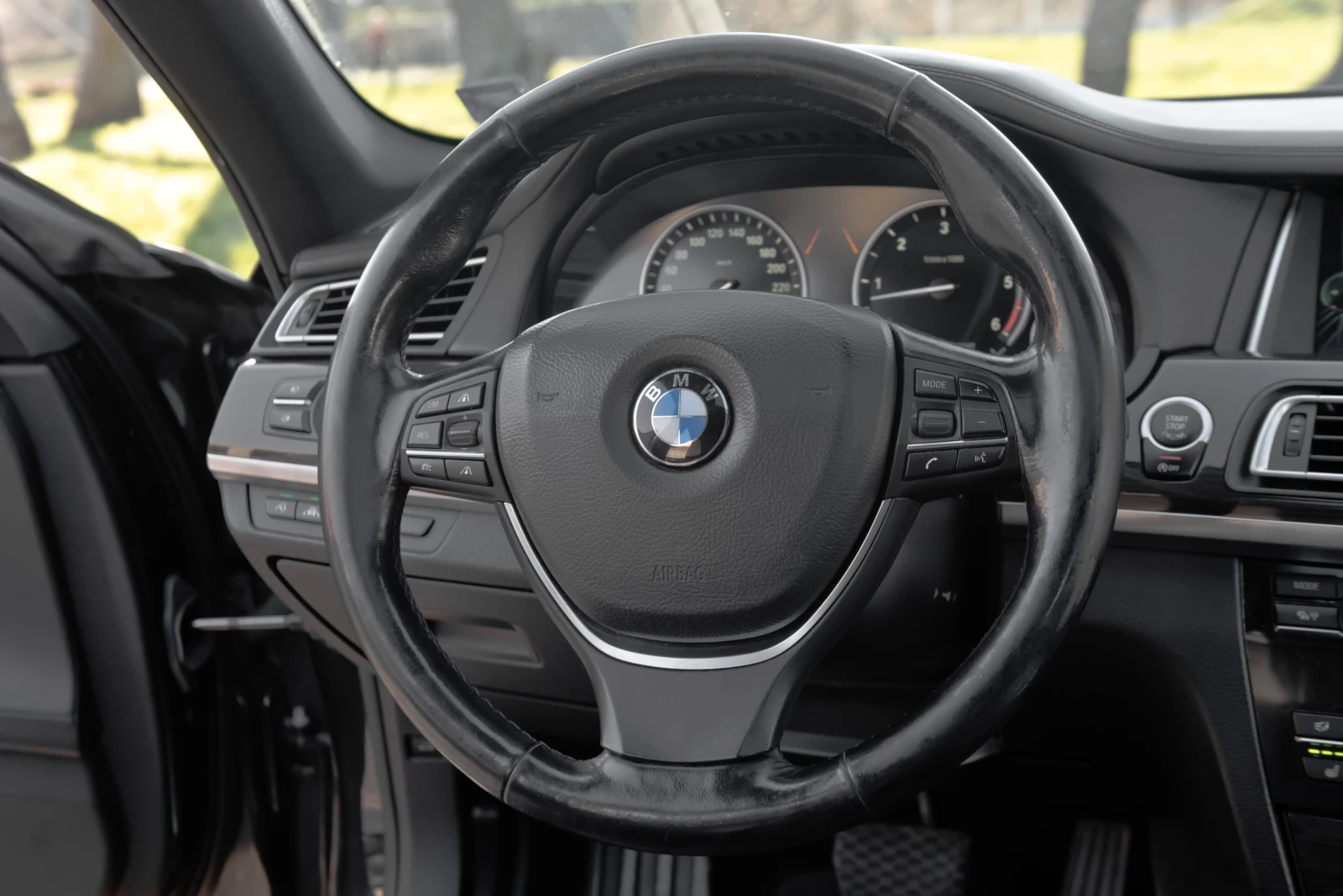 BMW 740 X-drive* Head-up* Вакум* ПОДГРЕВ* ОБДУХ* KeyLess*  - изображение 8