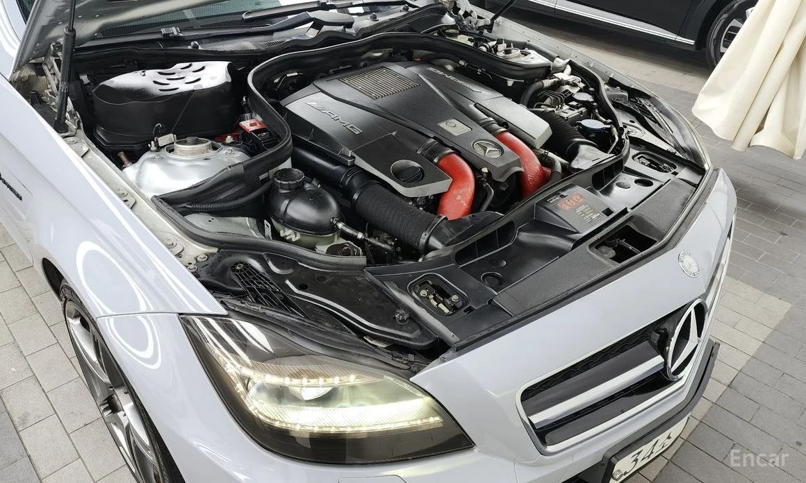 Mercedes-Benz CLS 63 AMG  - изображение 6