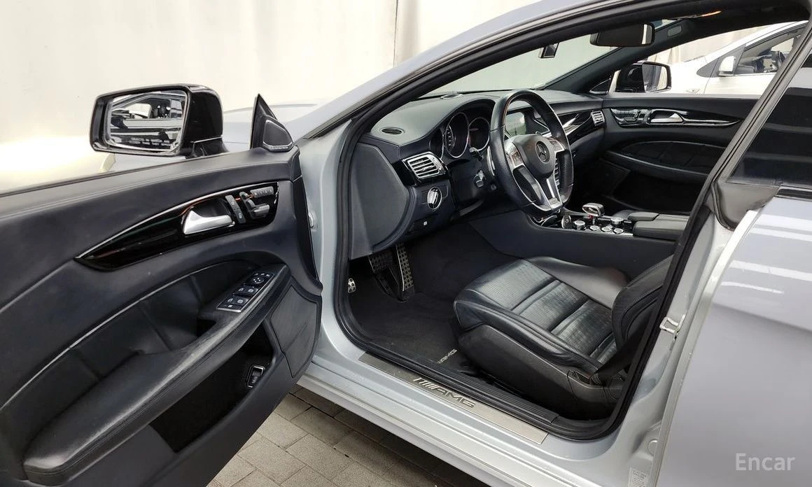 Mercedes-Benz CLS 63 AMG  - изображение 10