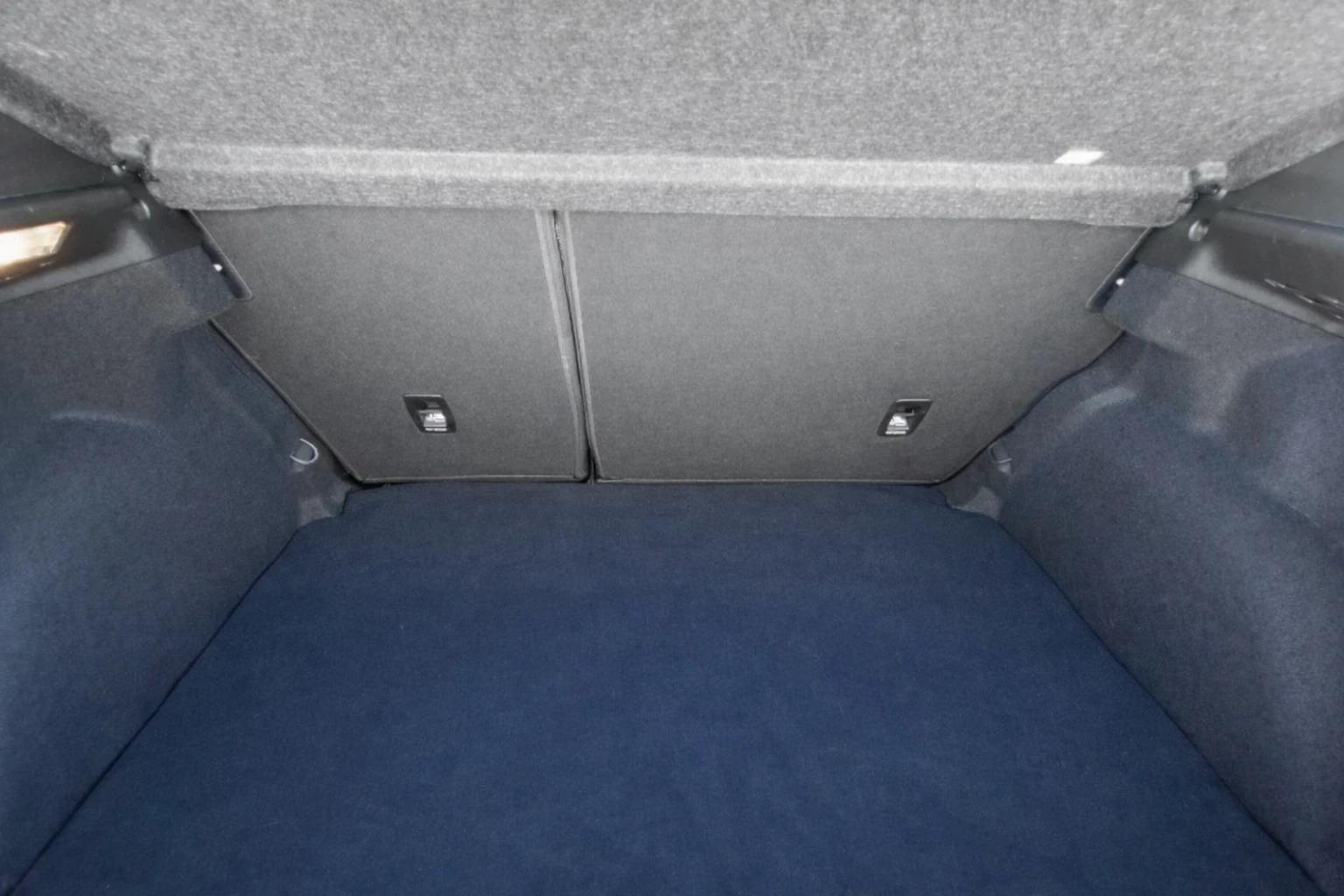 Renault Megane 1.6, снимка 6 - Автомобили и джипове - 53724826