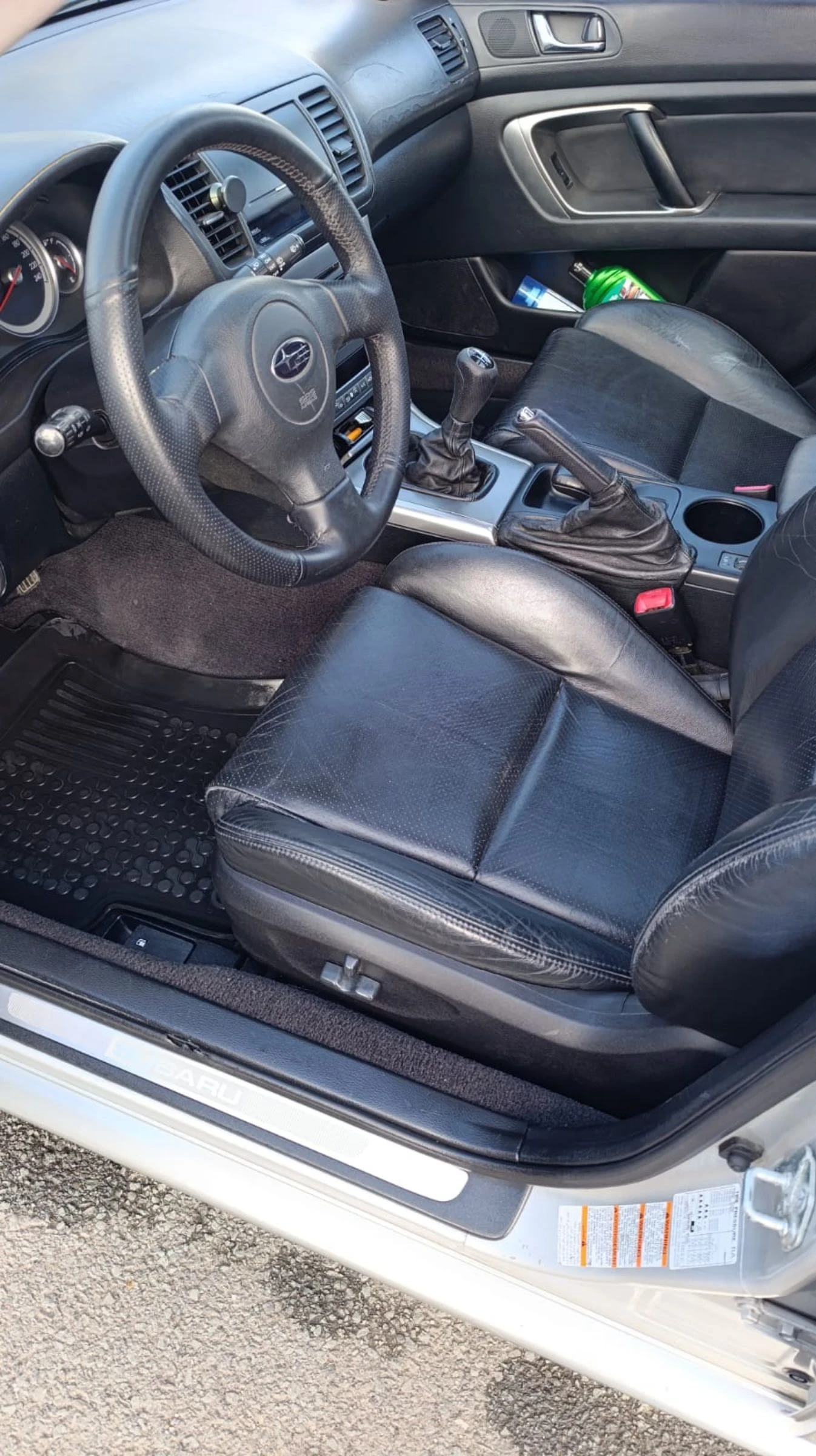 Subaru Legacy 2.5i, снимка 4 - Автомобили и джипове - 53759752