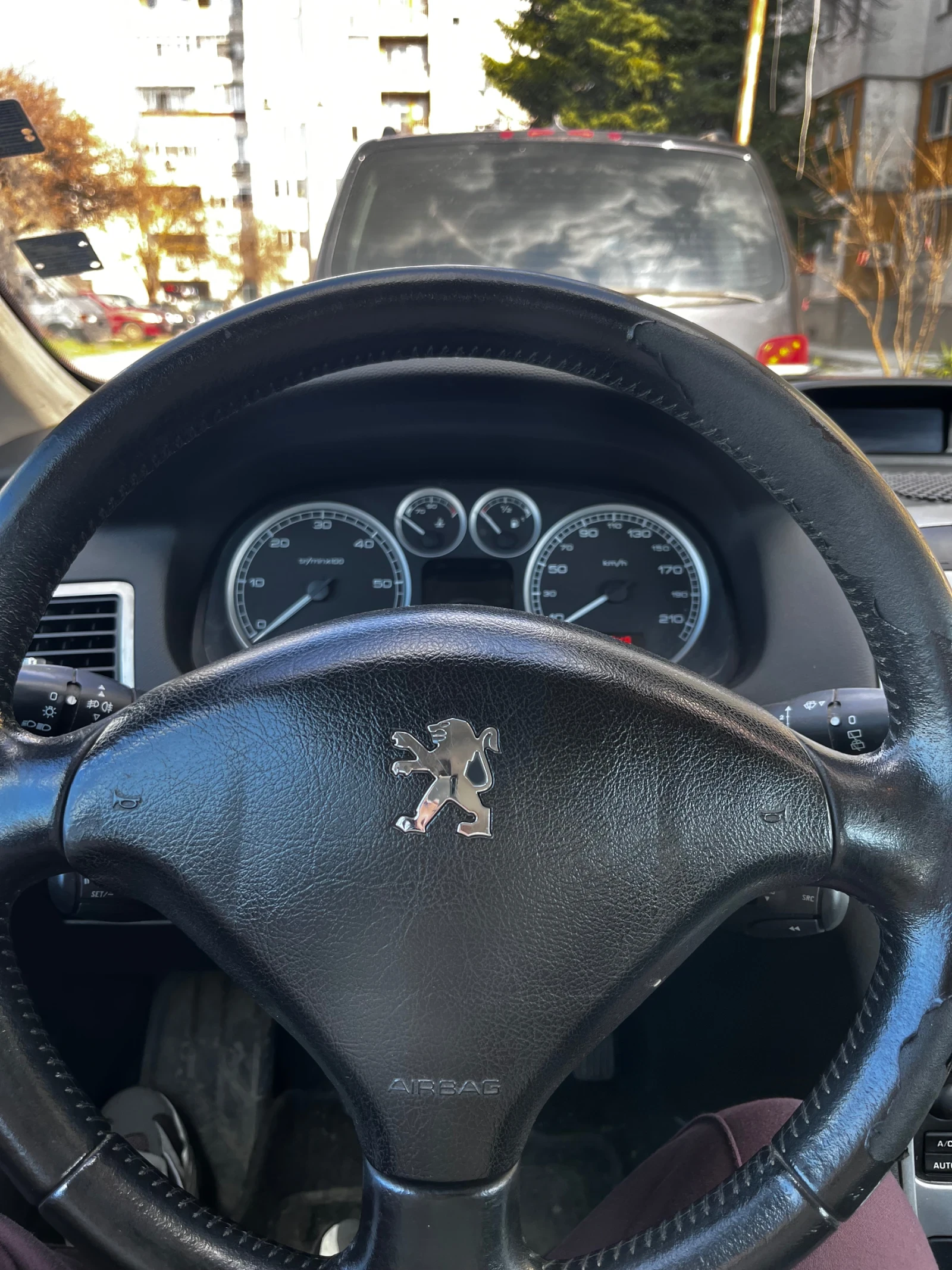 Peugeot 307, снимка 12 - Автомобили и джипове - 53988932