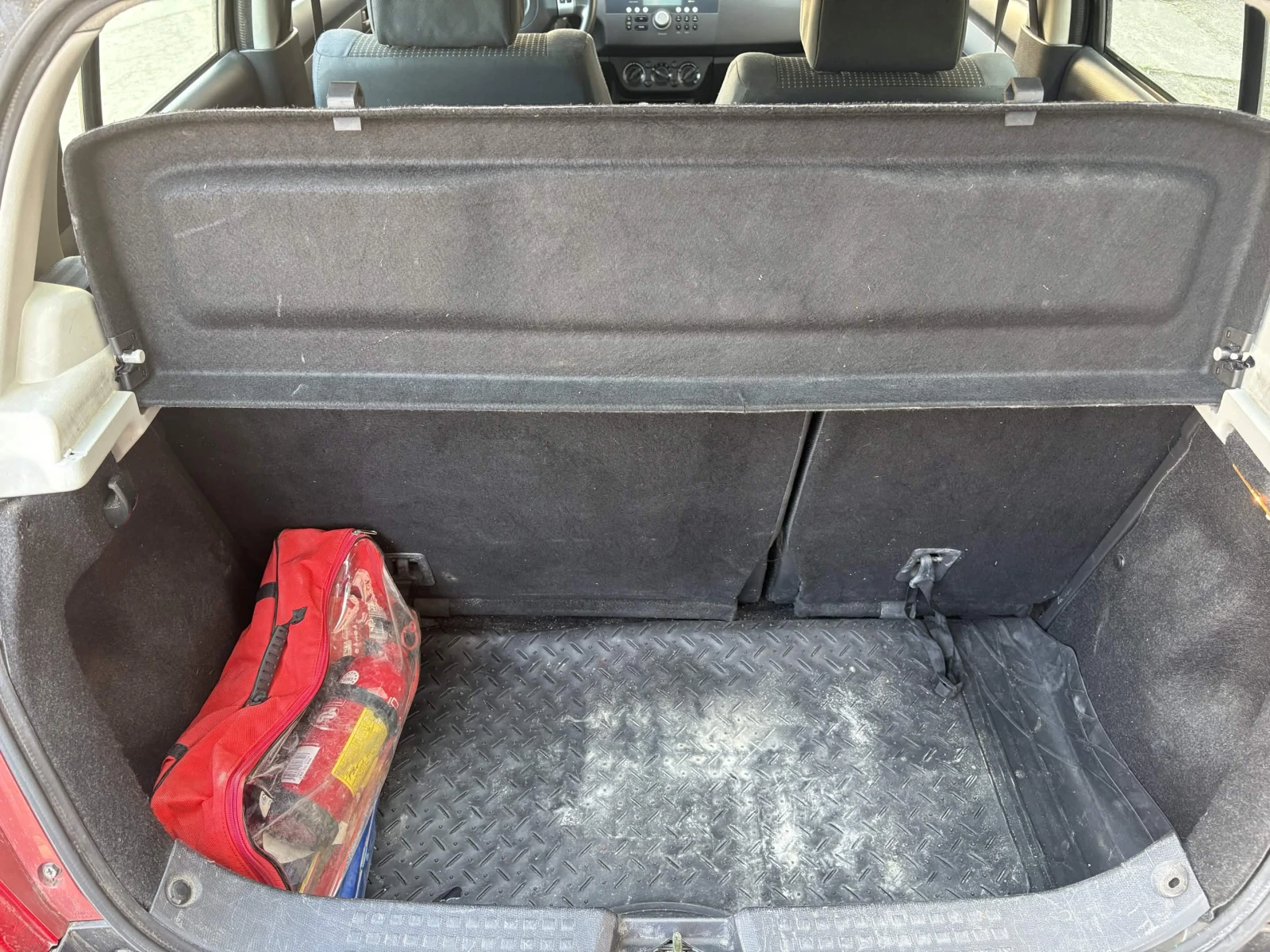 Suzuki Swift, снимка 6 - Автомобили и джипове - 53998593