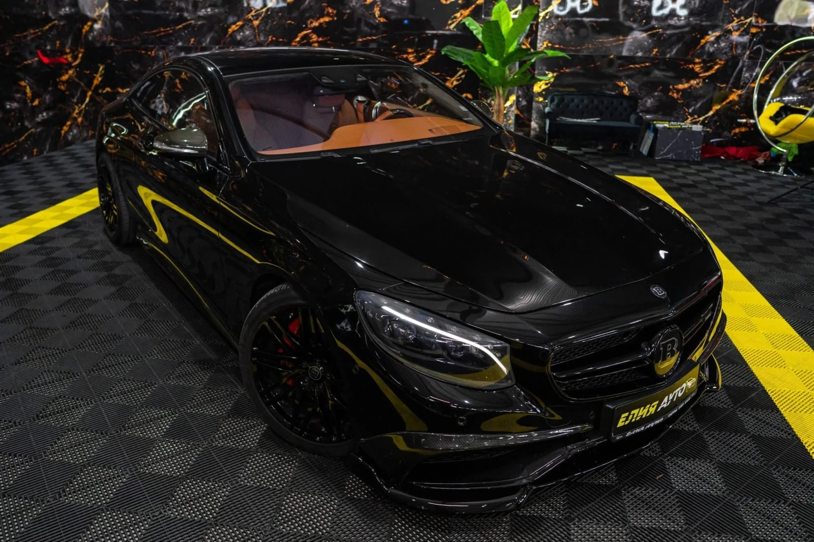 Mercedes-Benz S 63 AMG FULL BRABUS CARBON BURM HUD 360 ЛИЗИНГ 100%, снимка 5 - Автомобили и джипове - 54037992