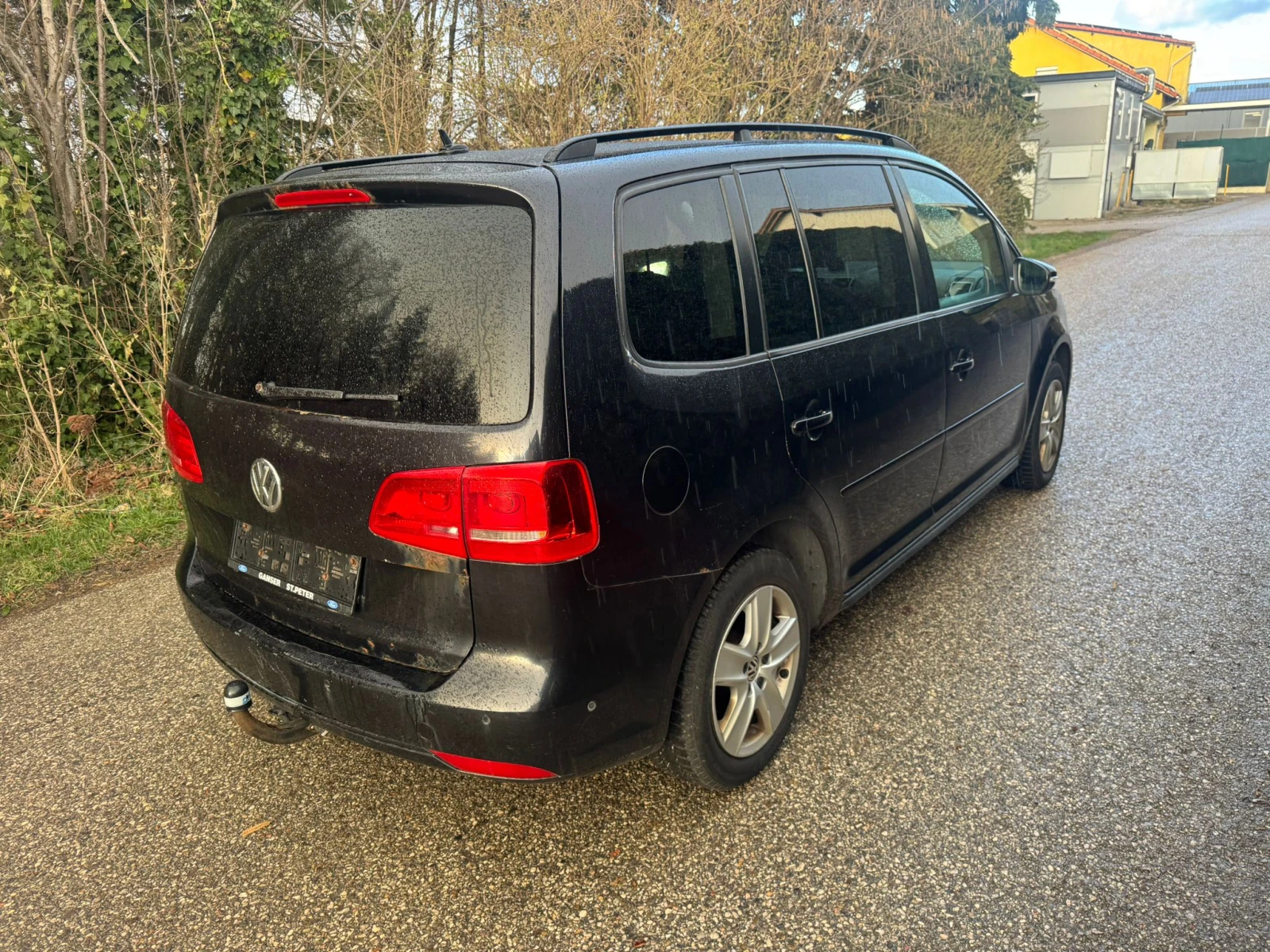 VW Touran 2.0-140TDI* COMON RAIL* KLIMA* NOV VNOS, снимка 4 - Автомобили и джипове - 54045336