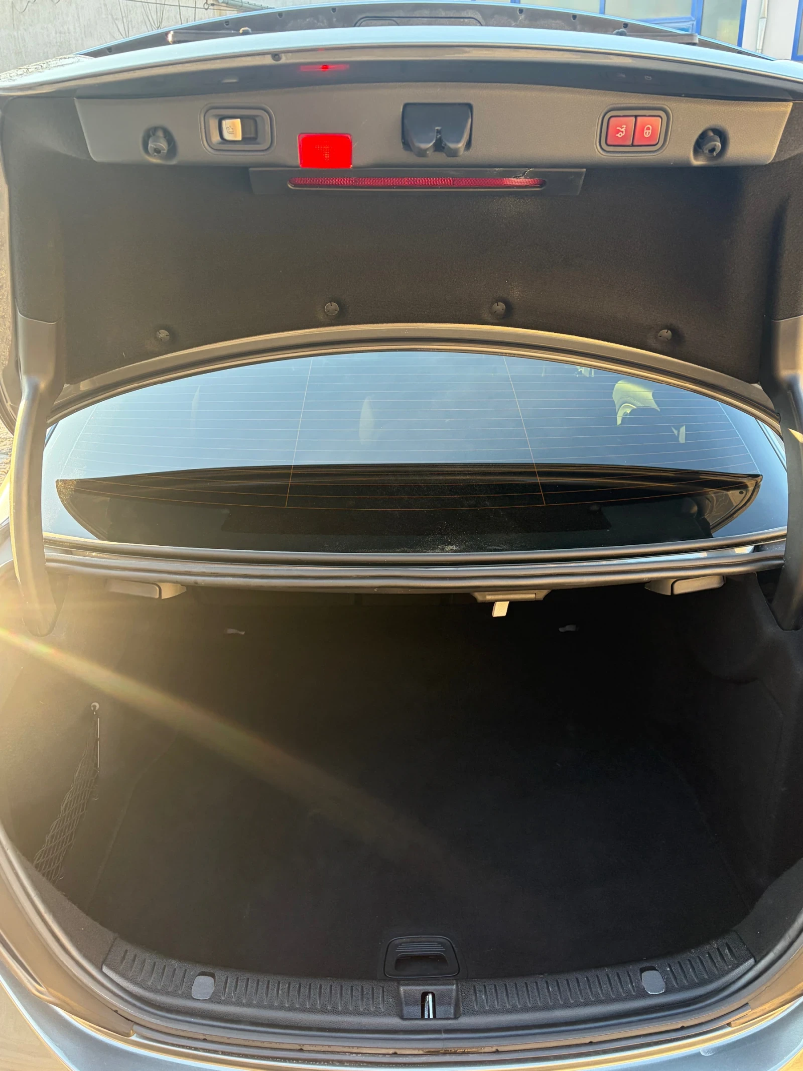 Mercedes-Benz E 350 AMG 4 Matik Pano Head up  73000km, снимка 9 - Автомобили и джипове - 54070262