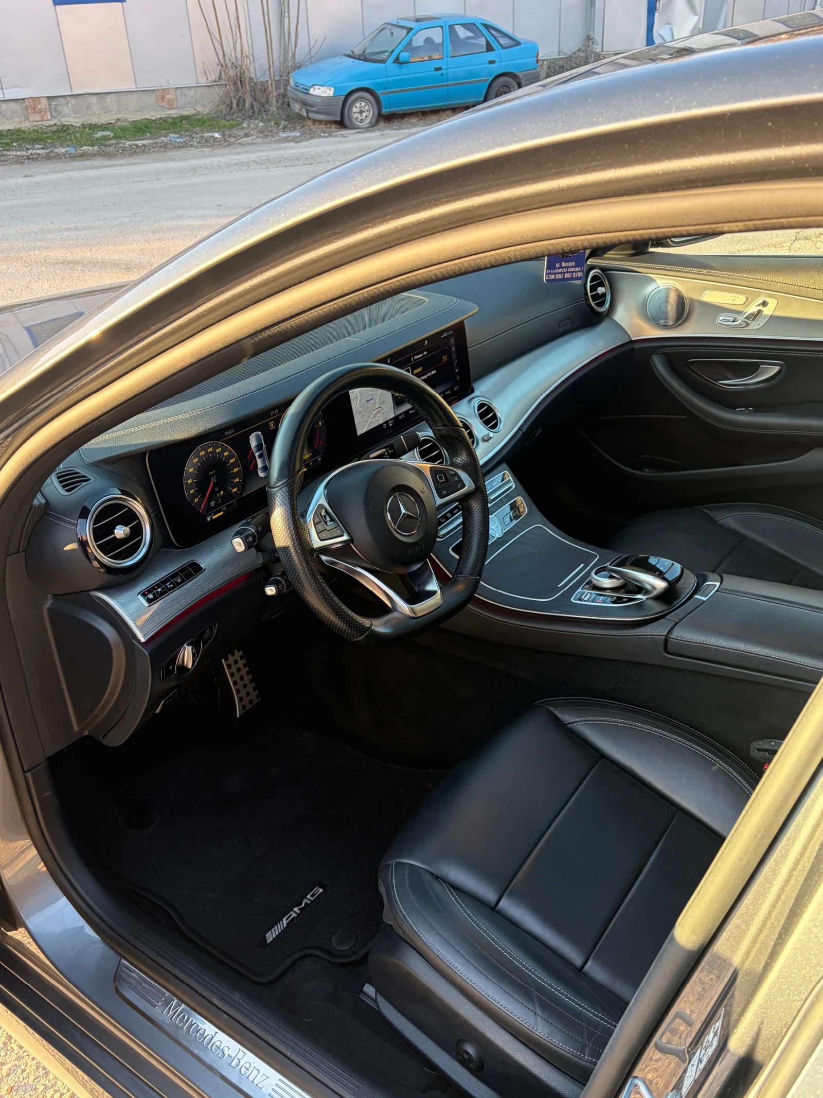 Mercedes-Benz E 350 AMG 4 Matik Pano Head up  73000km, снимка 11 - Автомобили и джипове - 54070262