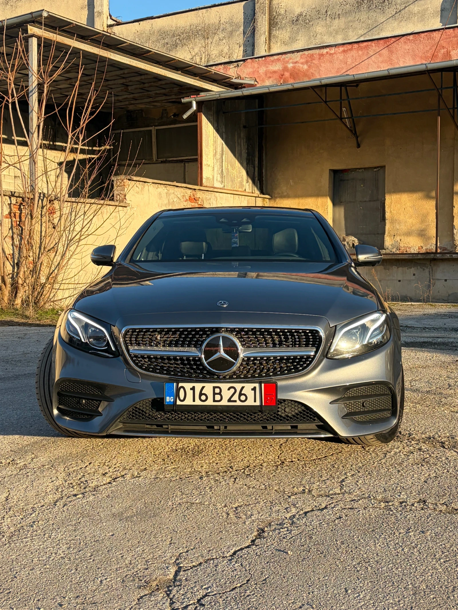 Mercedes-Benz E 350 AMG 4 Matik Pano Head up  73000km, снимка 4 - Автомобили и джипове - 54070262