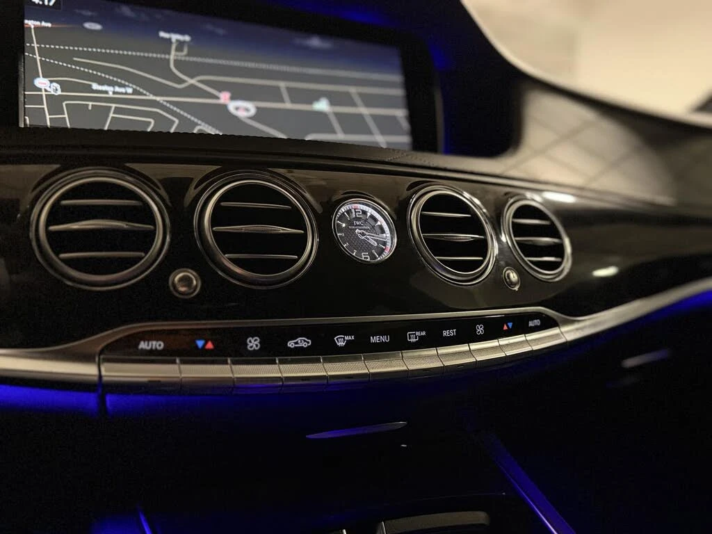 Mercedes-Benz S 63 AMG 4MATIC* BURMESTER 3D* DISTRONIC* МАСАЖ* ОБДУХВАНЕ, снимка 13 - Автомобили и джипове - 55001153