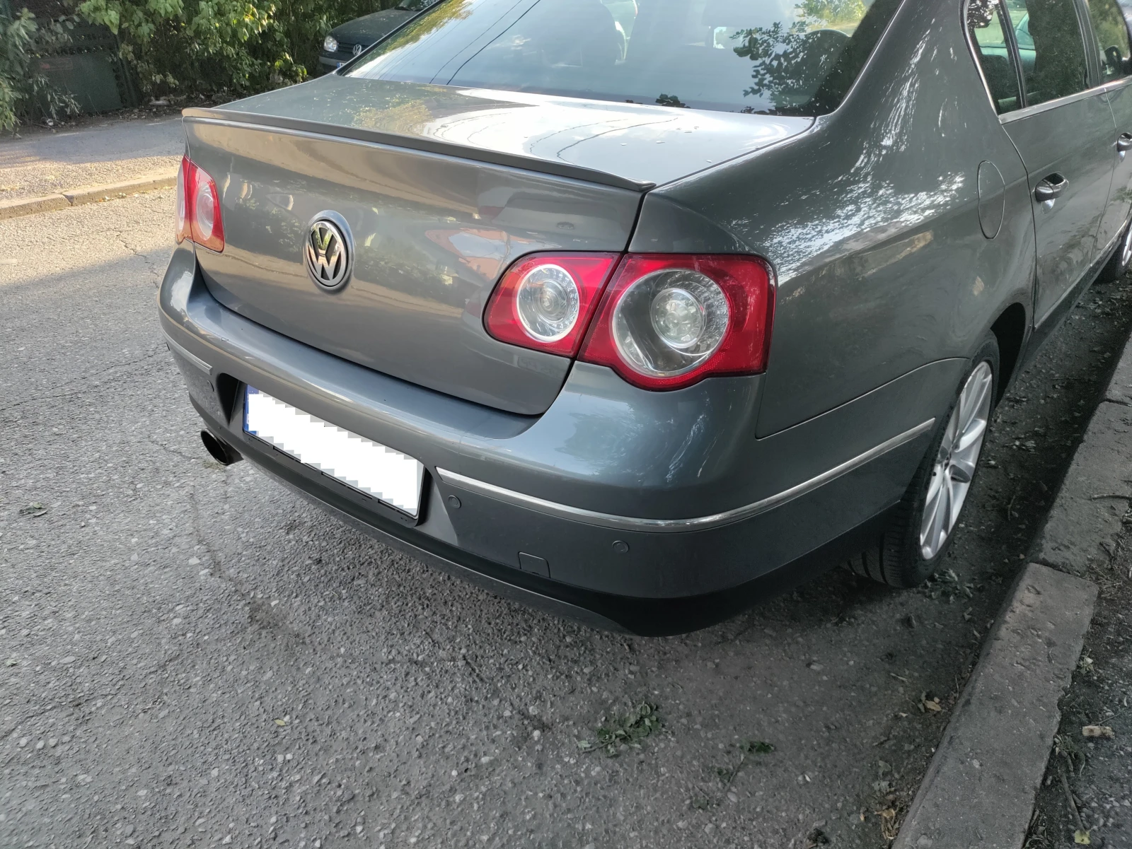VW Passat B6, снимка 2 - Автомобили и джипове - 55106145
