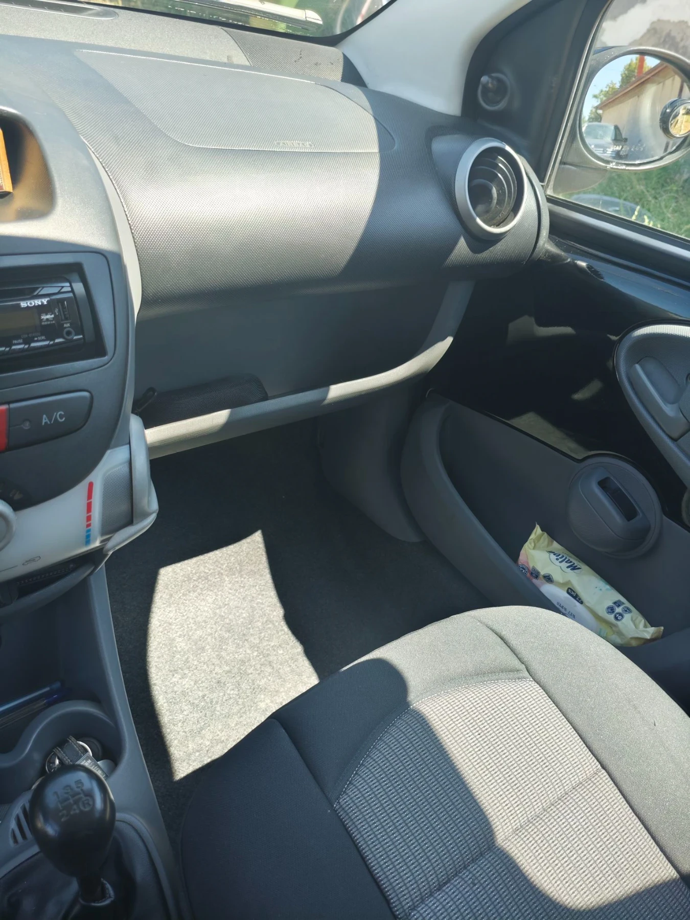 Peugeot 107, снимка 12 - Автомобили и джипове - 55680451