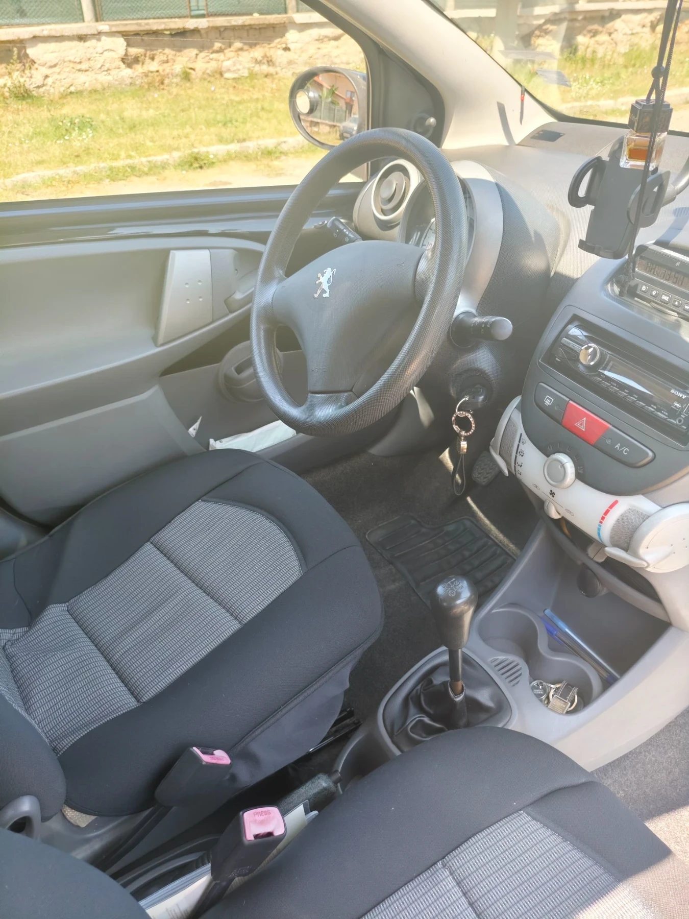 Peugeot 107, снимка 17 - Автомобили и джипове - 55680451