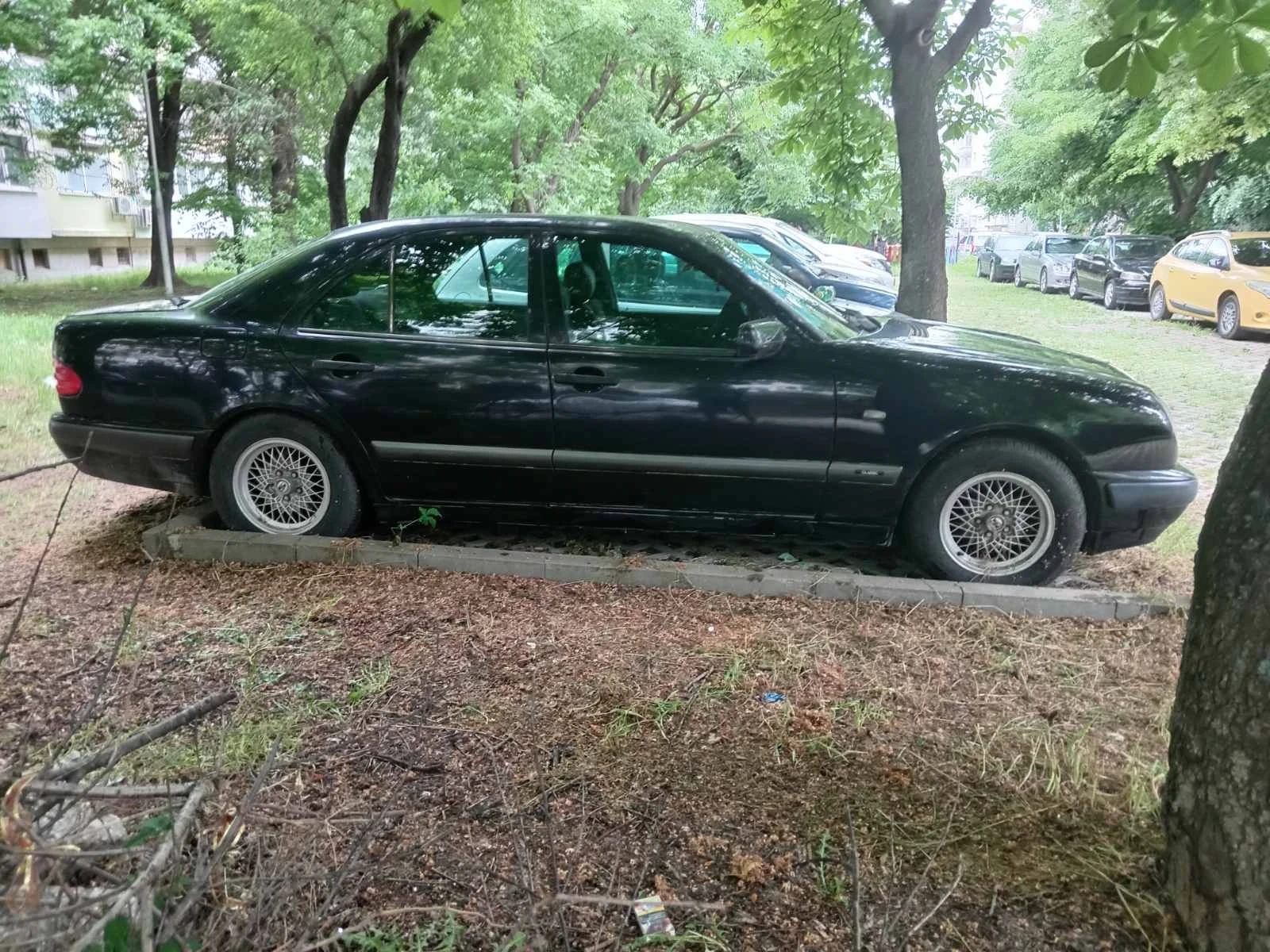 Mercedes-Benz 200 200Е, снимка 4 - Автомобили и джипове - 55715050