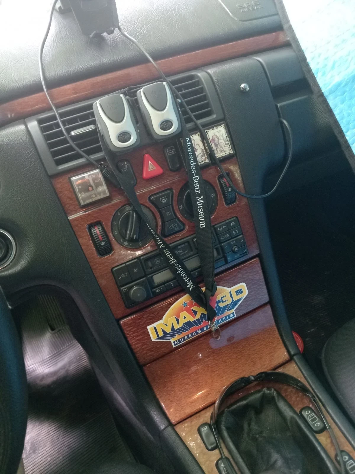Mercedes-Benz 200 200Е, снимка 6 - Автомобили и джипове - 55715050