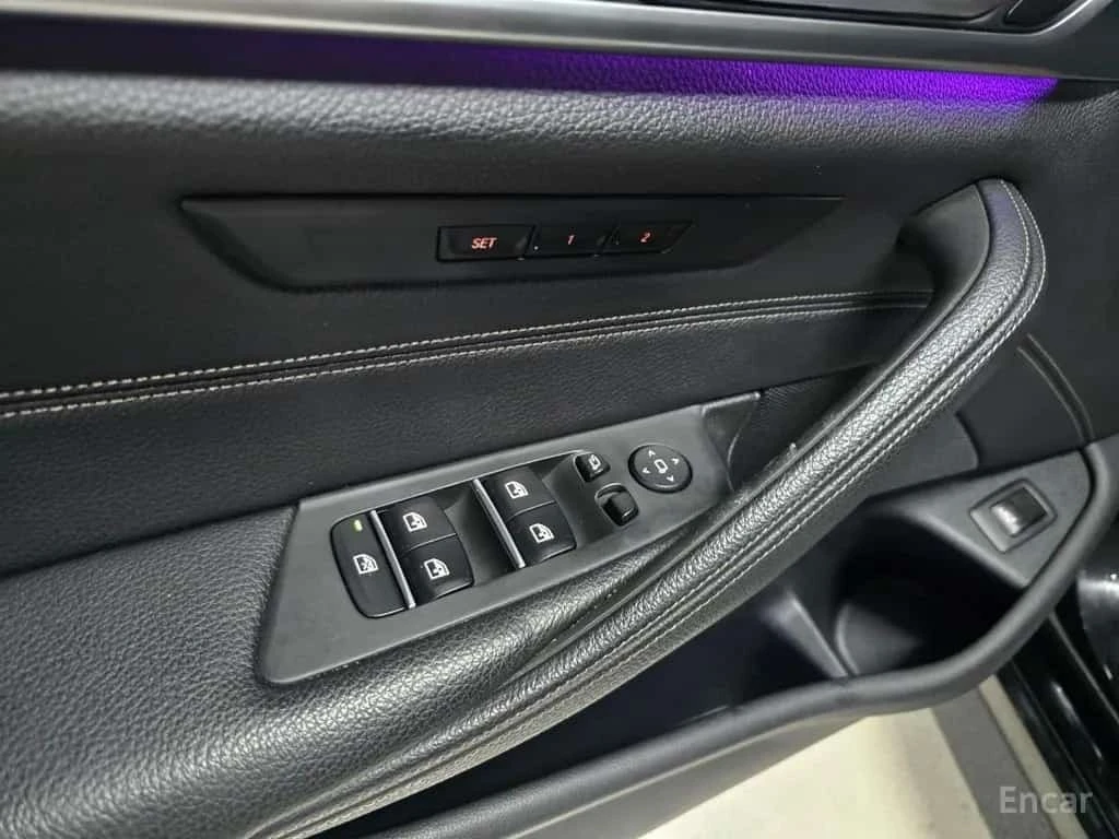 BMW 520 d Luxury Special Edition , снимка 12 - Автомобили и джипове - 56365341