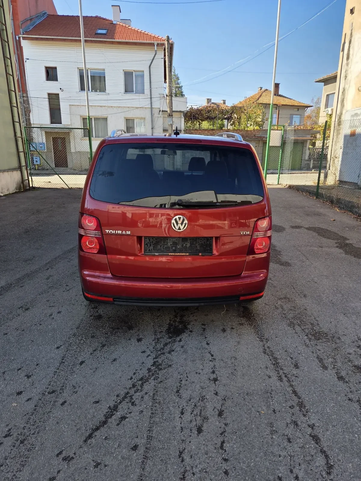 VW Touran 2.0 Tdi Face Line , снимка 4 - Автомобили и джипове - 56643191