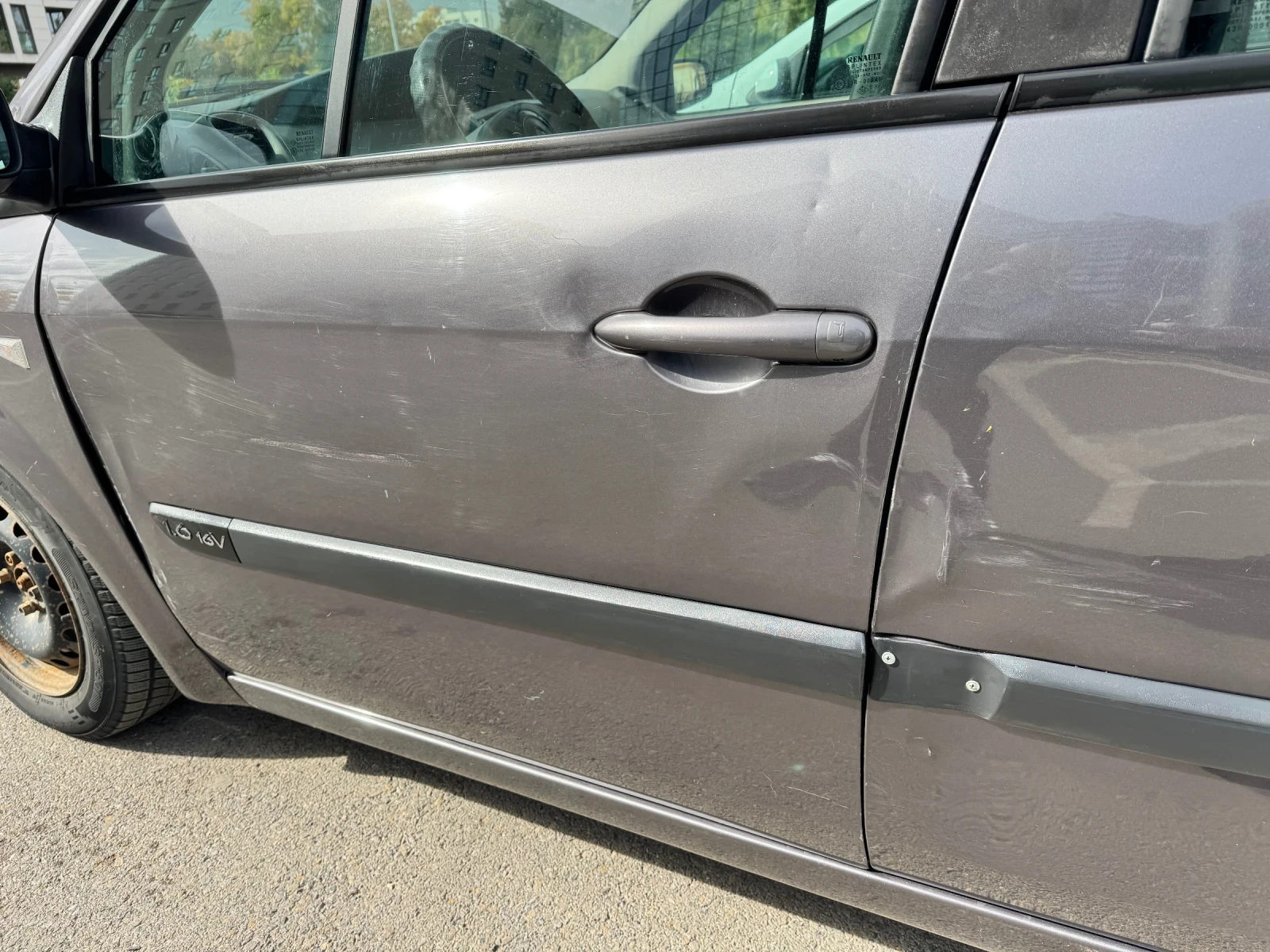 Renault Scenic Scenic II, снимка 7 - Автомобили и джипове - 56713906