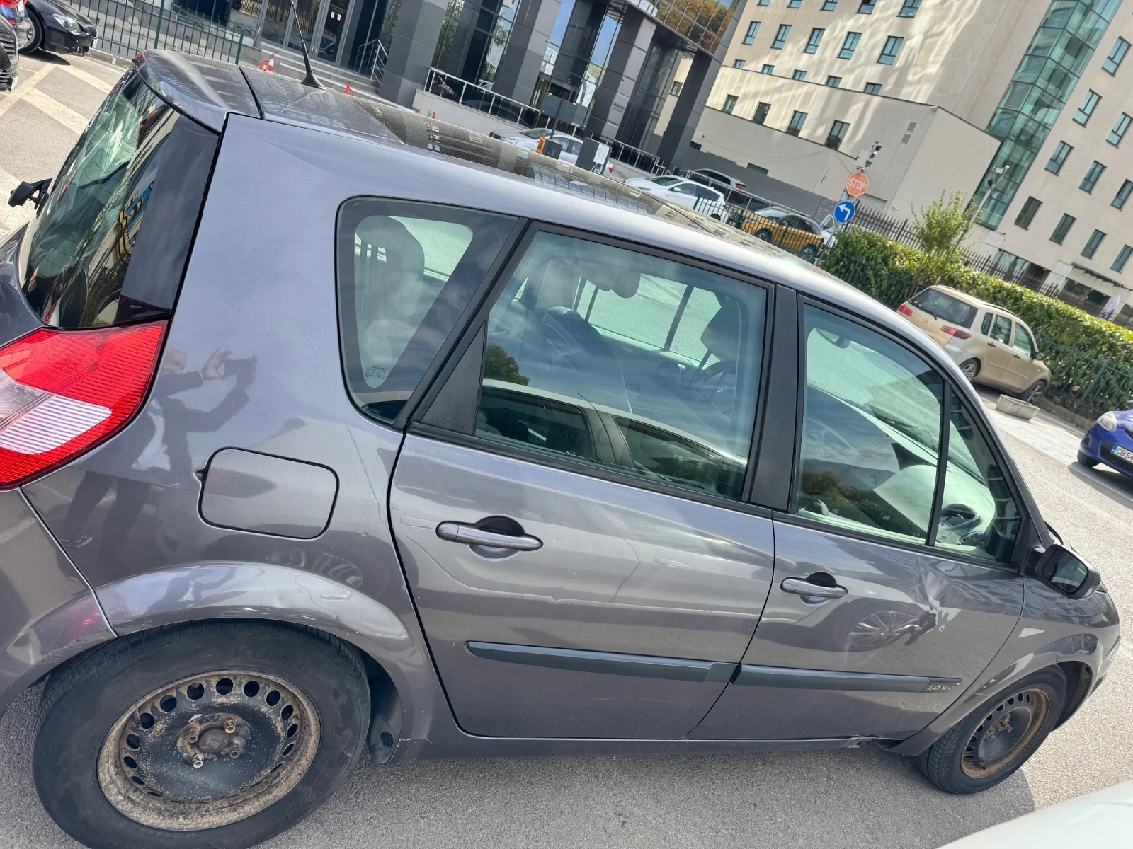 Renault Scenic Scenic II, снимка 4 - Автомобили и джипове - 56713906