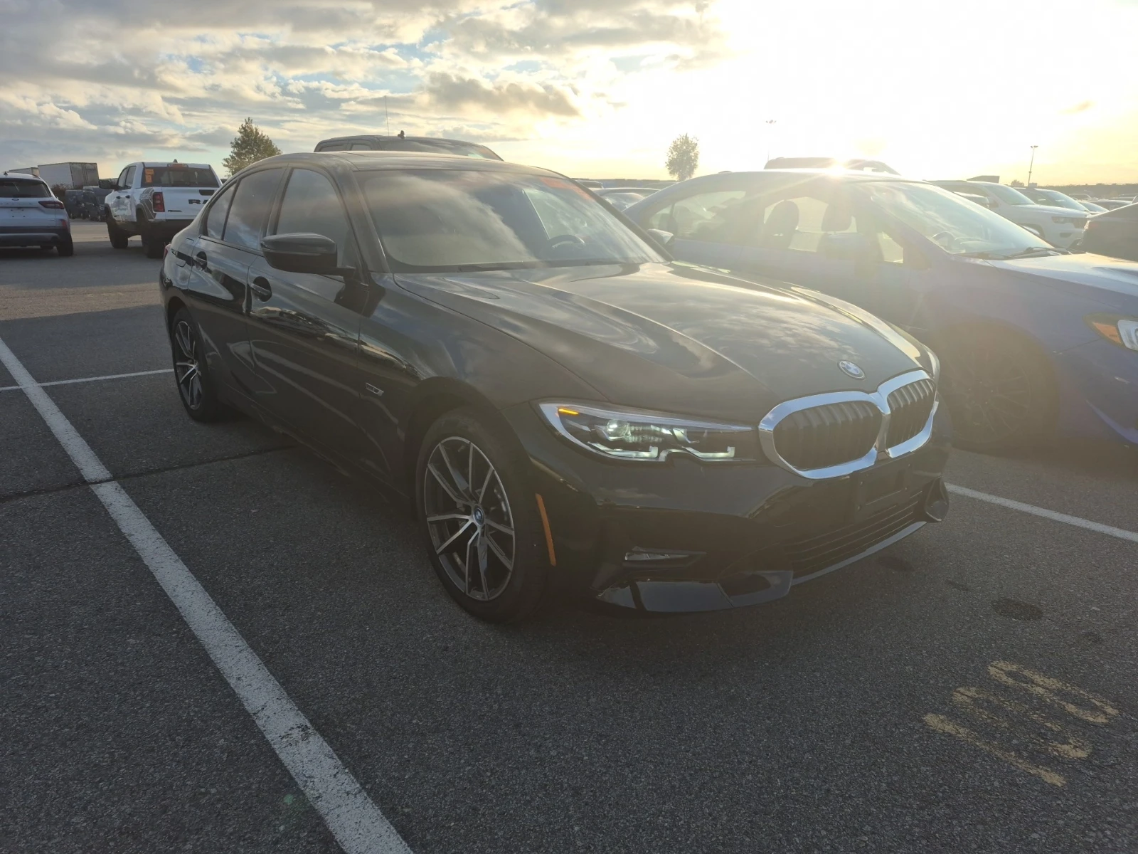 BMW 330 XDRIVE / АВТОКРЕДИТ, снимка 2 - Автомобили и джипове - 56749291