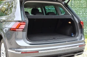 VW Tiguan 2.0ШВЕЙЦАРИЯ= R-line/ДИСТРОНИК/КОЖА/LANE ASSIST, снимка 17