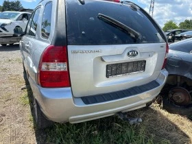 Kia Sportage 2.0i на части, снимка 3