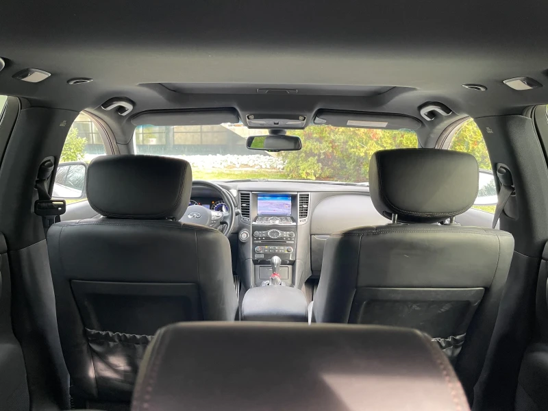 Infiniti QX70, снимка 16 - Автомобили и джипове - 52830774