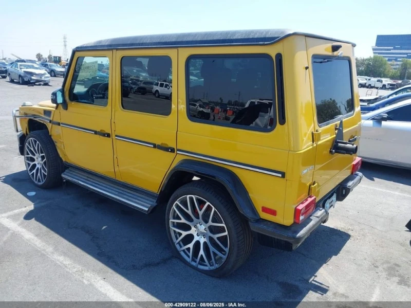 Mercedes-Benz G 63 AMG * 4MATIC * CARFAX * КРАЙНА ЦЕНА ДО БГ* КЛИП, снимка 3 - Автомобили и джипове - 52848709