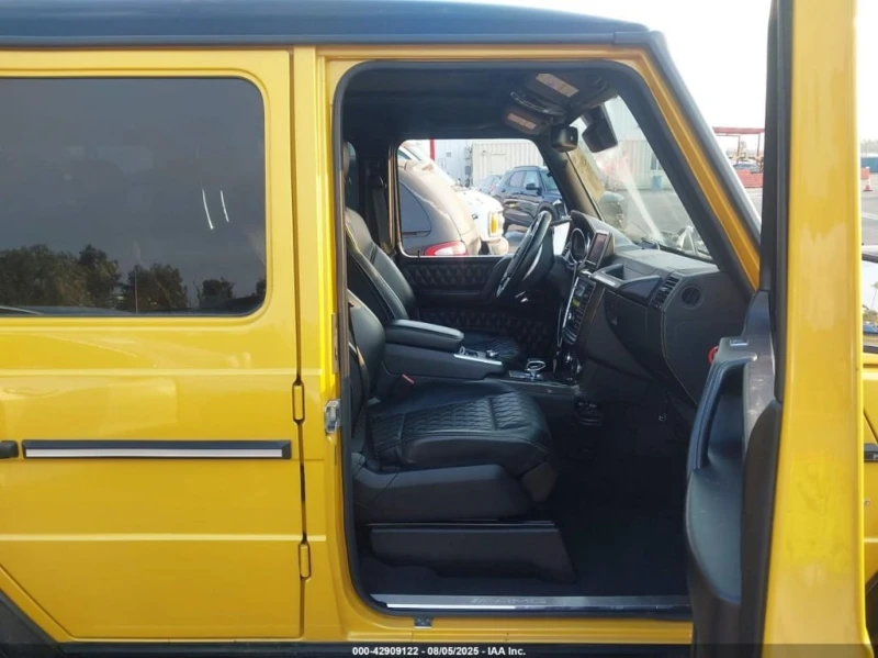 Mercedes-Benz G 63 AMG * 4MATIC * CARFAX * КРАЙНА ЦЕНА ДО БГ* КЛИП, снимка 5 - Автомобили и джипове - 52848709